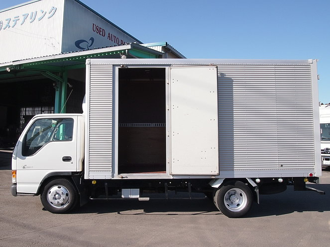 いすゞ エルフ バン車 小型 KK-NKR66LAV 年式 H13[写真08]