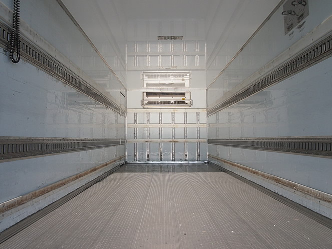 いすゞ フォワード 冷凍バン 中型 PKG-FRR90S2 年式 H22[写真11]