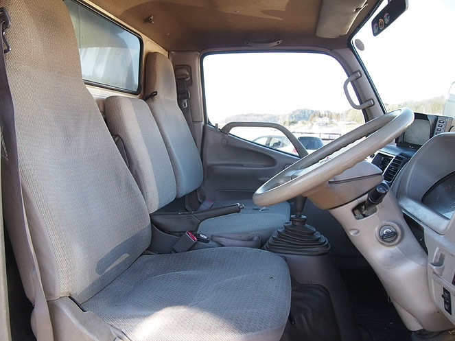 トヨタ ダイナ バン車 小型 KK-XZU307 年式 H16[写真05]