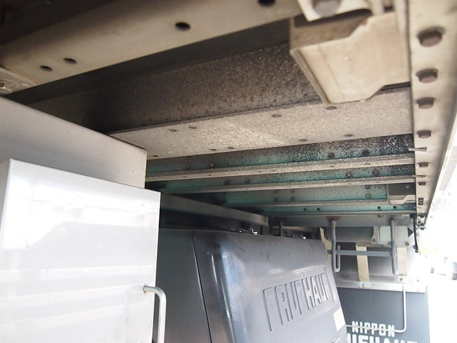 いすゞ ギガ ウイング車 大型 KL-CYJ51W3 年式 H13[写真24]