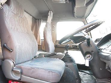 いすゞ フォワード 平ボディ 中型 KK-FRR35L4 年式 H16 [写真13]