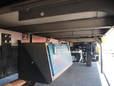 いすゞ フォワード 冷凍バン 中型 PKG-FRR90S2 年式 H22 [写真24]