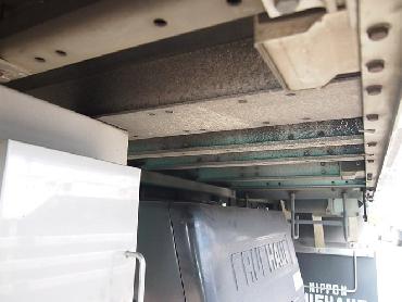 いすゞ ギガ ウイング車 大型 KL-CYJ51W3 年式 H13 [写真24]