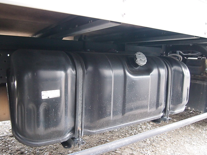 いすゞ エルフ バン車 小型 KK-NKR66LAV 年式 H13[写真17]