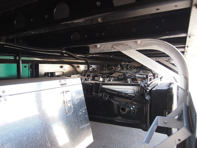 三菱ふそう スーパーグレート ウイング車 大型 PJ-FS54JVZ 年式 H16[写真22]