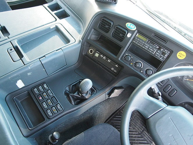 三菱ふそう スーパーグレート ウイング車 大型 PJ-FS54JVZ 年式 H16[写真15]