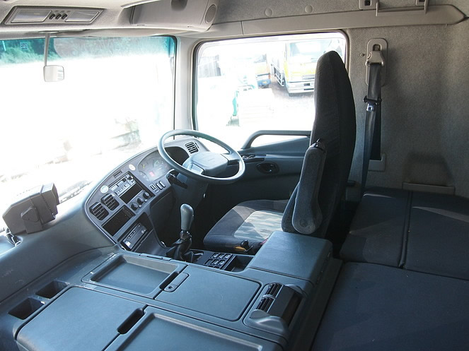 三菱ふそう スーパーグレート ウイング車 大型 PJ-FS54JVZ 年式 H16[写真14]