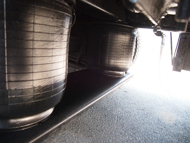 三菱ふそう スーパーグレート 平ボディ 大型 PJ-FS54JZ 年式 H19[写真28]