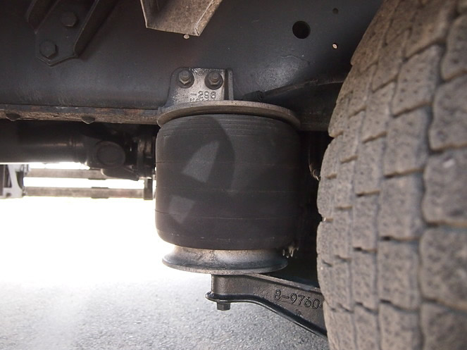 いすゞ  ウイング車 大型 PJ-CYJ51W6 年式 H19[写真32]