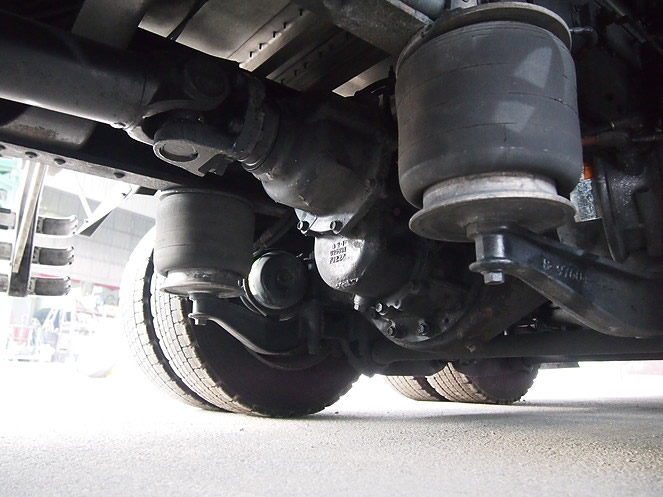 いすゞ  ウイング車 大型 PJ-CYJ51W6 年式 H19[写真30]