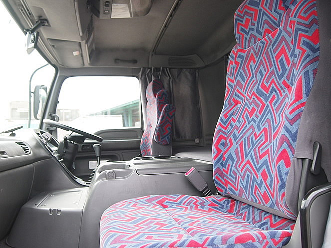 いすゞ  ウイング車 大型 PJ-CYJ51W6 年式 H19[写真18]