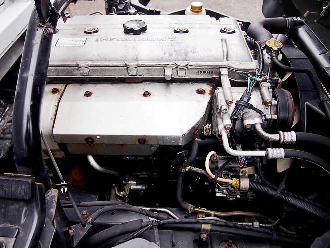 三菱ふそう キャンター ウイング車 小型 KK-FE82EEV 年式 H15[写真18]