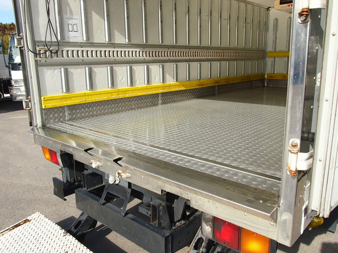 三菱ふそう キャンター 冷凍バン 小型 PA-FE82DEV 年式 H16[写真06]