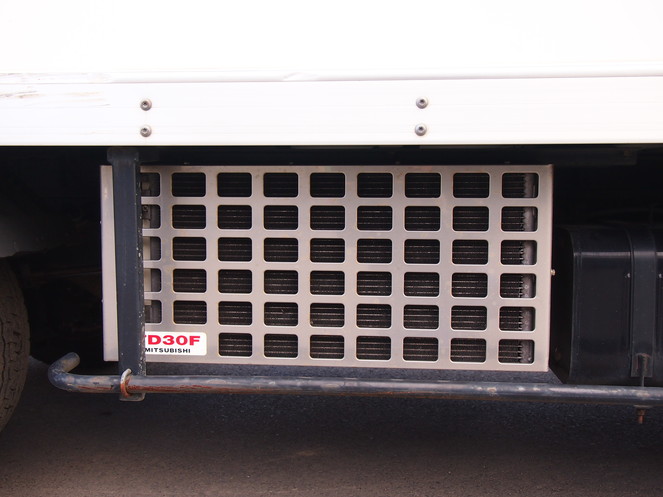三菱ふそう キャンター 冷凍バン 小型 PA-FE82DEV 年式 H16[写真12]