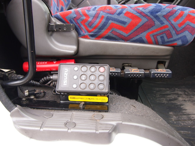 いすゞ  ウイング車 大型 PJ-CYJ77W6 年式 H18[写真17]