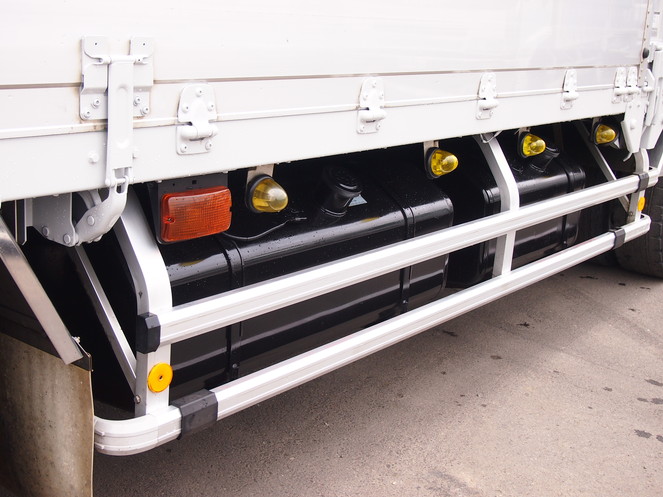 いすゞ  ウイング車 大型 PJ-CYJ77W6 年式 H18[写真21]