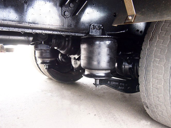 いすゞ  ウイング車 大型 PJ-CYJ77W6 年式 H18[写真22]