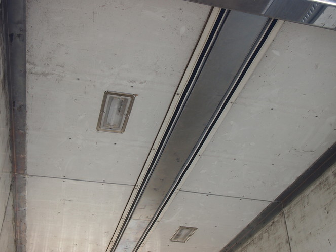 三菱ふそう ファイター 冷凍ウイング 中型 KK-FK61HK 年式 H16[写真11]