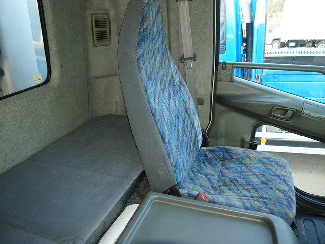 三菱ふそう ファイター 冷凍ウイング 中型 KK-FK61HK 年式 H16[写真16]