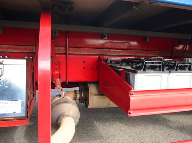 三菱ふそう ファイター 冷凍ウイング 中型 KK-FK61HK 年式 H16[写真17]