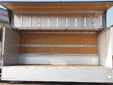 いすゞ フォワード ウイング車 中型 PDG-FRR34T2 年式 H20 [写真09]