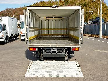 三菱ふそう キャンター 冷凍バン 小型 PA-FE82DEV 年式 H16 [写真03]