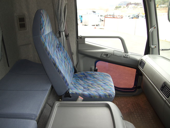 三菱ふそう ファイター ウイング車 中型 KK-FK61HK 年式 H16[写真16]