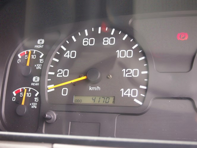 三菱ふそう ファイター ウイング車 中型 KK-FK61HK 年式 H16[写真17]