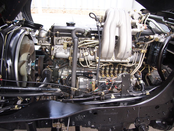 三菱ふそう ファイター ウイング車 中型 KK-FK61HK 年式 H16[写真21]