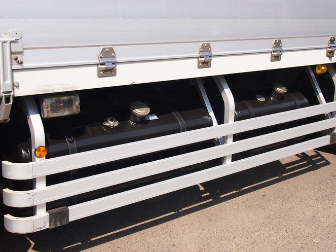 いすゞ ギガ ウイング車 大型 PJ-CYJ77W6A 年式 H18[写真26]