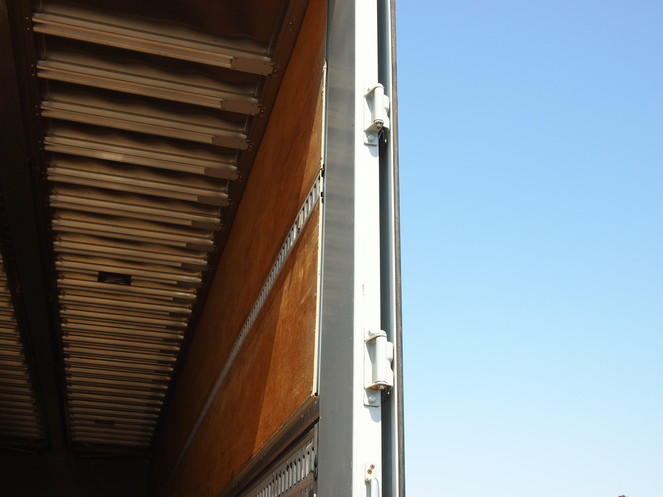 UDトラックス クオン ウイング車 大型 ADG-CD4YA 年式 H19[写真12]