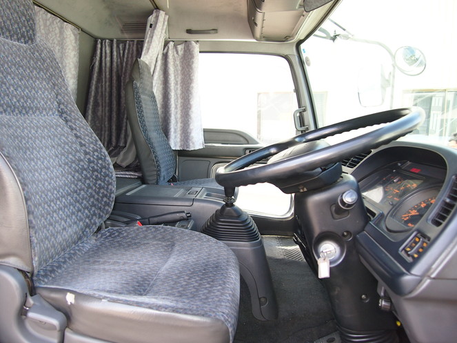 いすゞ フォワード ウイング車 中型 KK-FRR35L4 年式 H13[写真18]