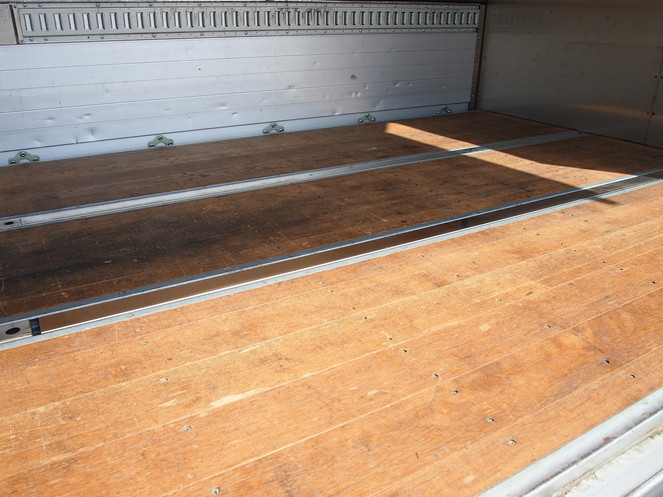 いすゞ エルフ ウイング車 小型 PA-NPR81N 年式 H16[写真09]