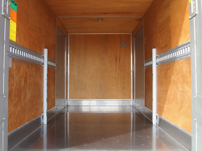 いすゞ エルフ バン車 小型 PB-NKR81AN 年式 H18[写真14]