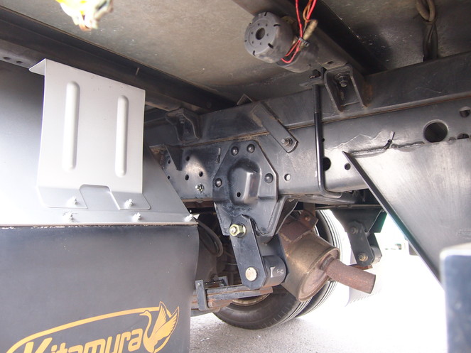 いすゞ エルフ バン車 小型 PB-NKR81AN 年式 H18[写真23]