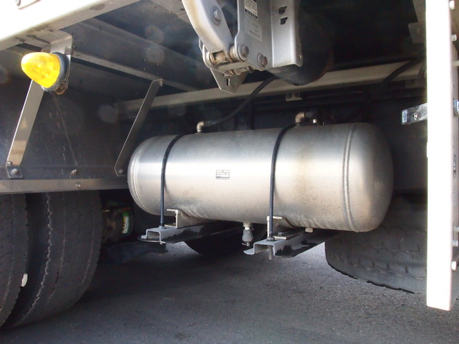 いすゞ ギガ ウイング車 大型 PJ-CYJ51W6 年式 H18[写真22]