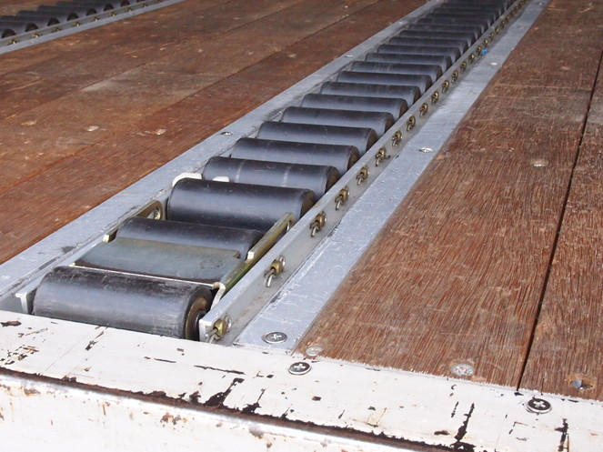 いすゞ ギガ ウイング車 大型 PJ-CYJ51W6 年式 H18[写真15]