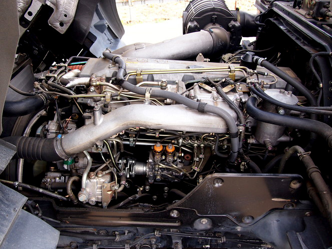 いすゞ ギガ ウイング車 大型 PJ-CYJ51W6 年式 H18[写真20]