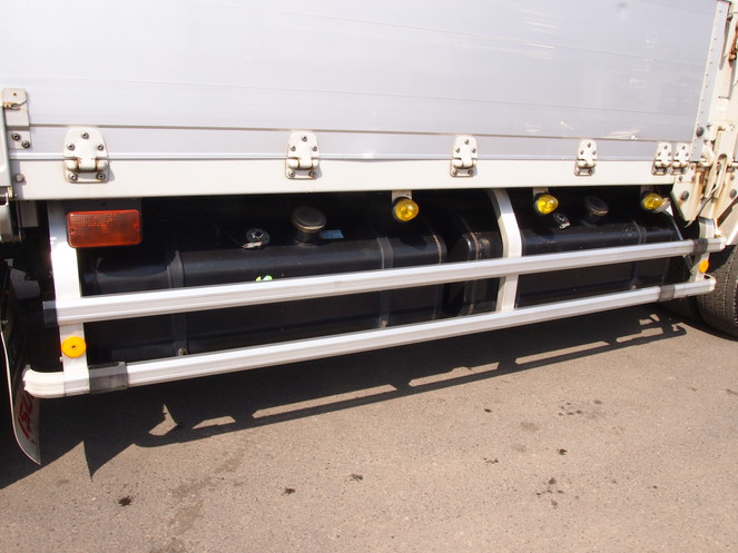 いすゞ ギガ ウイング車 大型 PJ-CYJ51W6 年式 H18[写真26]