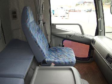 三菱ふそう ファイター ウイング車 中型 KK-FK61HK 年式 H16 [写真16]