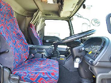 いすゞ ギガ ウイング車 大型 PJ-CYJ77W6A 年式 H18 [写真14]
