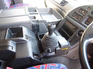 いすゞ ギガ ウイング車 大型 PJ-CYJ77W6A 年式 H18 [写真16]