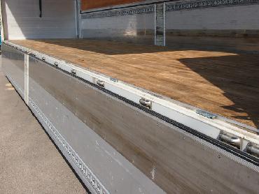 いすゞ ギガ ウイング車 大型 PJ-CYJ77W6A 年式 H18 [写真19]