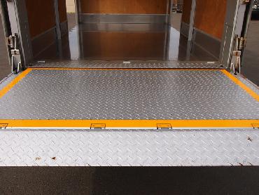 いすゞ エルフ バン車 小型 PB-NKR81AN 年式 H18 [写真13]