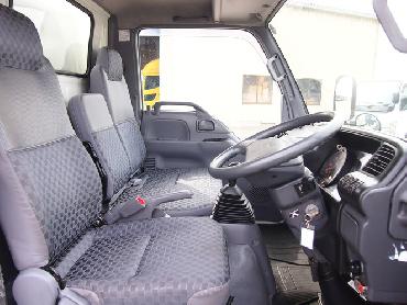 いすゞ エルフ バン車 小型 PB-NKR81AN 年式 H18 [写真16]