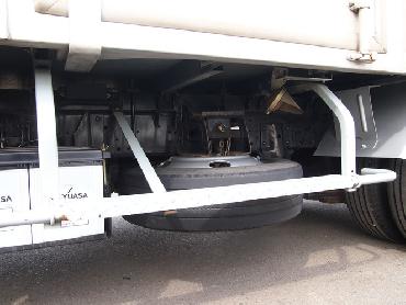 いすゞ エルフ バン車 小型 PB-NKR81AN 年式 H18 [写真22]