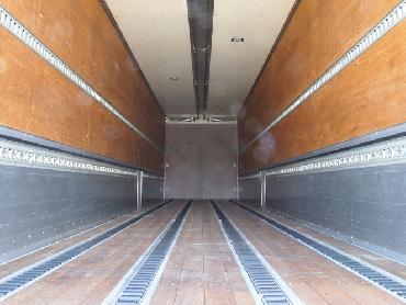 いすゞ ギガ ウイング車 大型 PJ-CYJ51W6 年式 H18 [写真11]