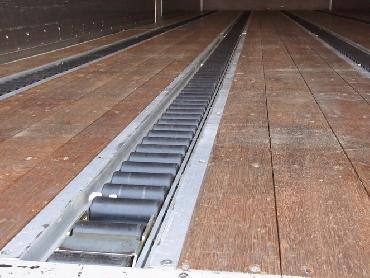 いすゞ ギガ ウイング車 大型 PJ-CYJ51W6 年式 H18 [写真14]