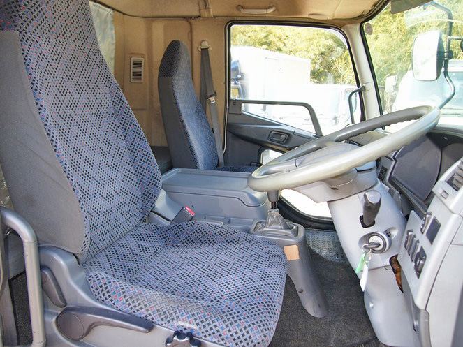 三菱ふそう ファイター 冷凍バン 中型 PA-FK61F 年式 H18[写真11]