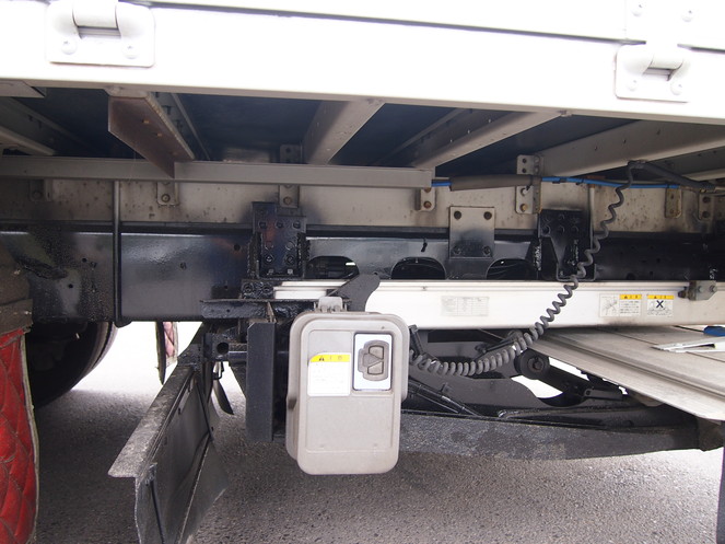 いすゞ フォワード ウイング車 中型 PA-FRD34L4 年式 H19[写真20]